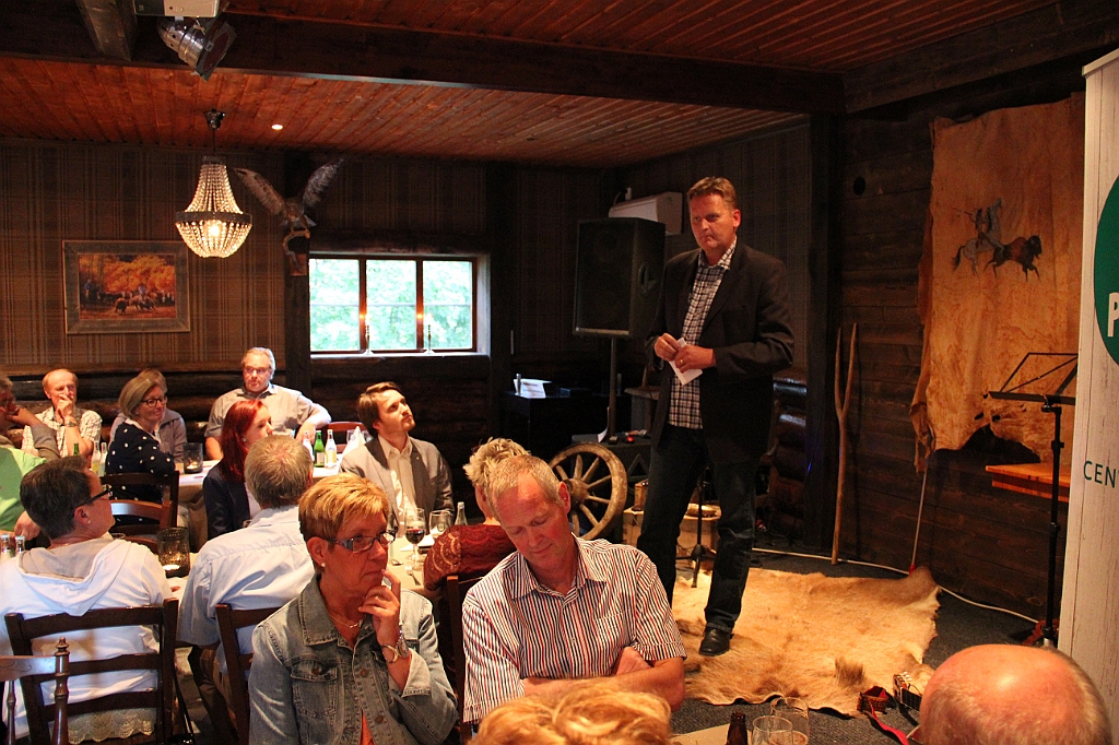 valkickoff-049