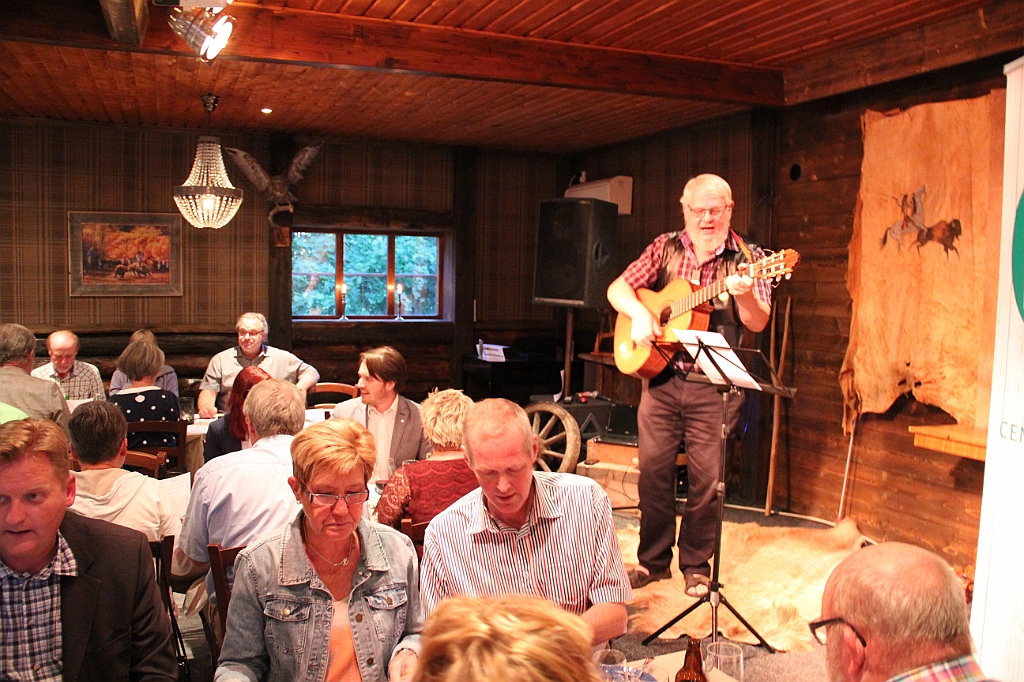 valkickoff-058