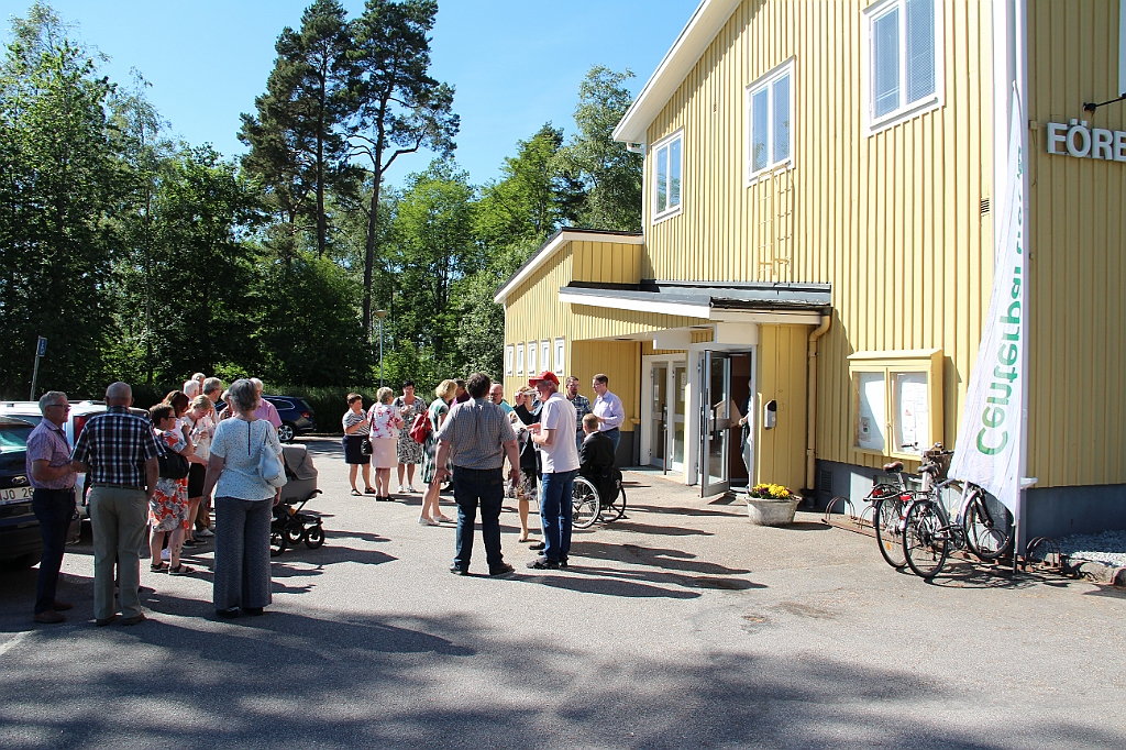 Valkickoff-001