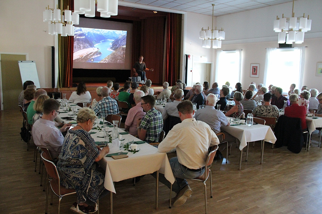 Valkickoff-019
