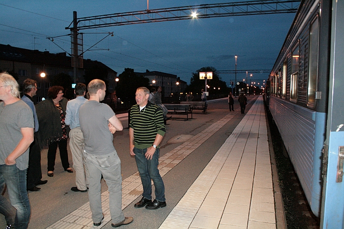 are2011-011